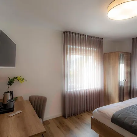 Mato One Zimmervermietung Arnsberg