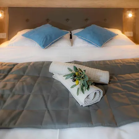 Mato One Zimmervermietung Apartment